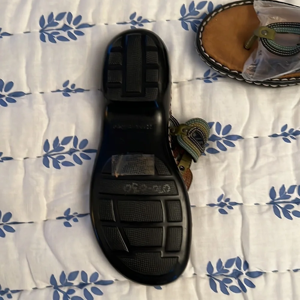 NATURALIZER  SANDALS- NWT - Picture 3 of 5